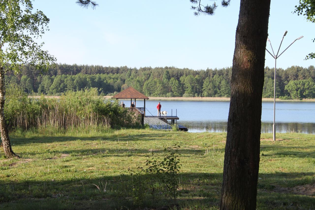 Duck Lake Villa Polatsk Exterior photo